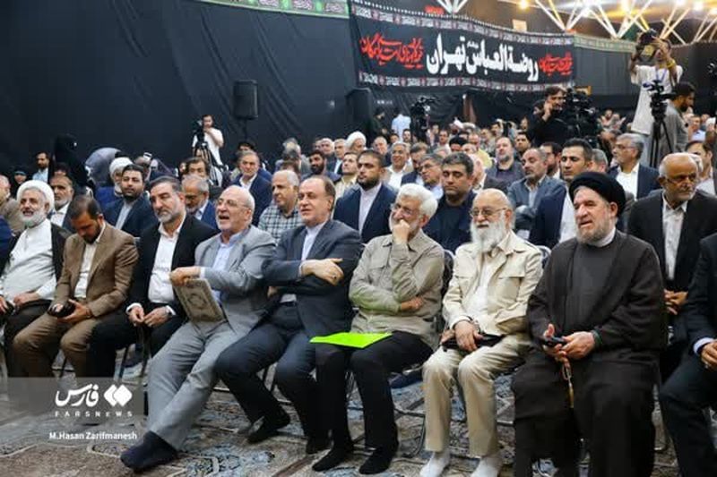 نشست سعید جلیلی نامزد چهاردهمین دوره ریاست جمهوری با جمعی از نمایندگان فعلی و ادوار مجلس شورای اسلامی