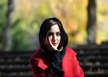 درخت کاج و دکوراسیون خانه بهنوش طباطبایی در کریسمس / چیدمان زمستانی خانم سوپراستار!