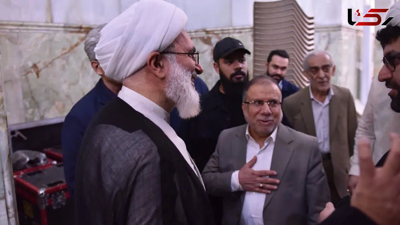 حضور رئیس هیئت عمومی مجلس اعلای اسلامی عراق در حرم مطهر امام خمینی (ره)