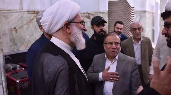 حضور رئیس هیئت عمومی مجلس اعلای اسلامی عراق در حرم مطهر امام خمینی (ره)