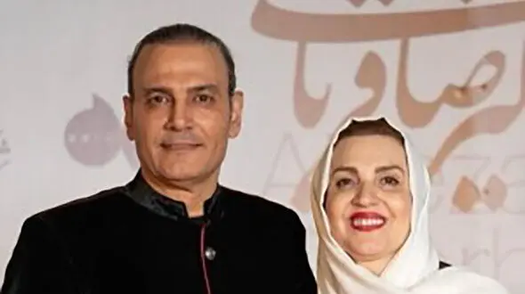 فیلم / آواز وطن پرستانه / علیرضا قربانی میخونه من آن شهر دورم که بغضش شکسته ایران بغض کرد