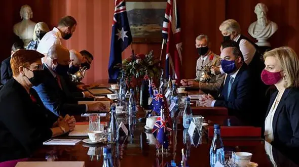 تکرار ادعاهای انگلیس همزمان با رزمایش مشترک ایران، چین و روسیه / روسیه بیانیه صادر کرد