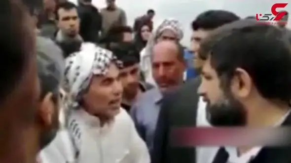 استاندار خوزستان از پیرمرد سیل زده دلجویی کرد+ فیلم