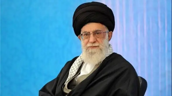 فیلم و عکس/ نگاهی به چیدمان خانه و زندگی پدر رهبری انقلاب در مشهد / از دکوری های ساده چینی تا کابینت های نوستالژی  / بیت مرحوم آیت الله سیدجواد خامنه ای