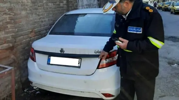 خودرو رها شده سرقتی بود /کشف خودروی سرقتی در رشت