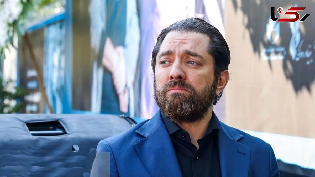 فیلم ضجه های بهرام رادان زیر تابوت پدرش و گریه هایش هنگام ریختن خاک داخل قبر ستون زندگی اش /  بی قراری مادرش در لحظات خاکسپاری را ببینید / روحش شاد