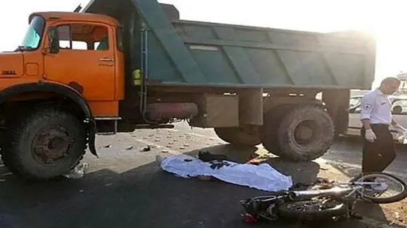 مرگ تلخ اعضای یک خانواده در پراید مچاله شده / 4 کودک در کنار پدر و مادر جان دادند + جزییات