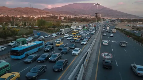 شیرینی خلوتی معابر را با سرعت و سبقت تلخ نکنید / معابر پایتخت خلوت است آرام برایند  