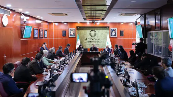 پزشکیان: هیچ مجوزی نباید برای برنامه های توسعه‌ای در فلات مرکزی ایران صادر شود