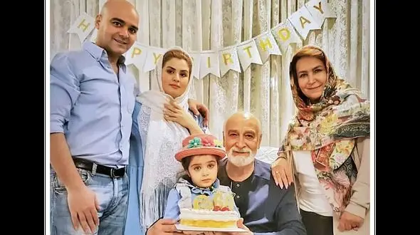 بیوگرافی و زندگی خصوصی ارباب عزت سالاری در پس از باران + عکس های جذاب با نوه مدلینگ