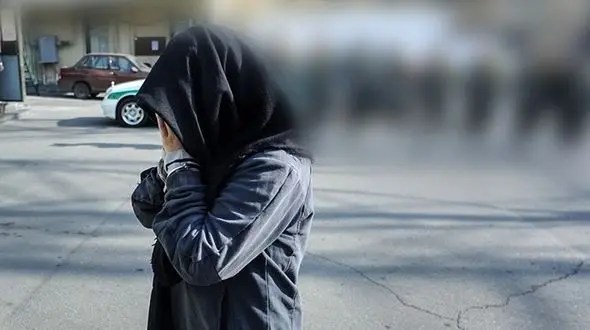 این دختر جوان را می شناسید؟! / او یک محله را روی دست می چرخاند!+ عکس