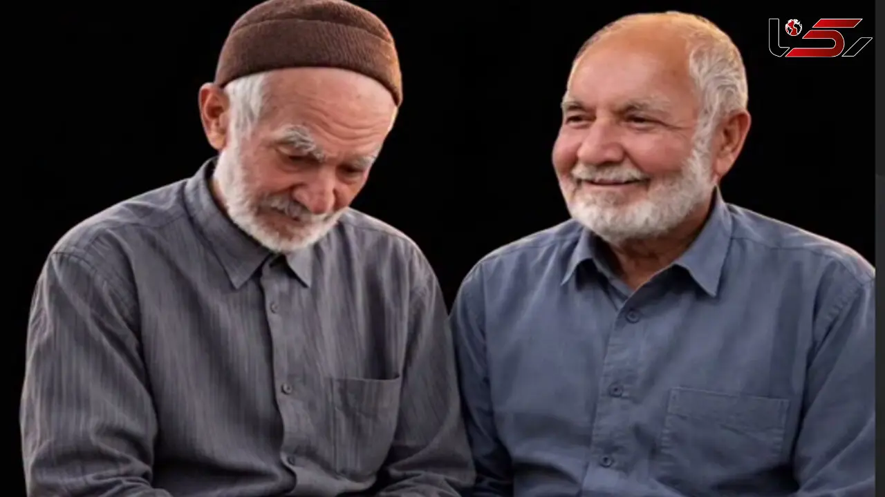 تولد و مرگ برادران دوقلو ایرانی همزمان/ حیرت از تاریخ مرگ دوقلوها حاج حسین و حاج حسن اخباری + عکس