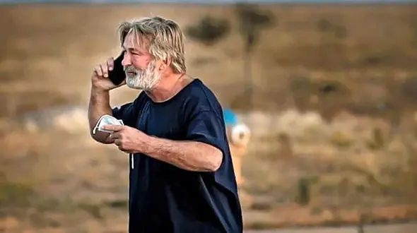 جنجال قتل خانم بازیگر مشهور به دست مرد معروف / آقای بازیگر قتل را گردن نمی گیرد !