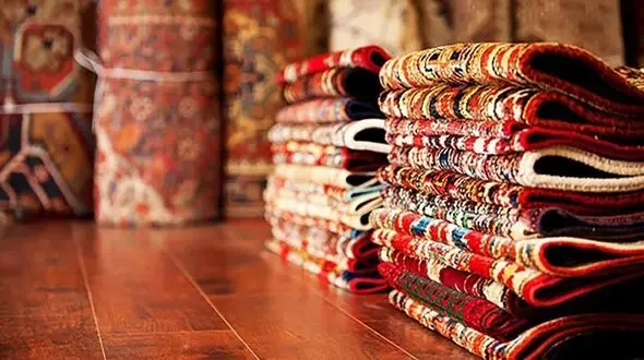 فرش دستباف ایرانی چاه نفت عظیمی است که می تواند در تولید ناخالص داخلی ایران اثرگذار باشد / تاثیر فرش های ماشینی چینی بر بازار فرش دستباف ایرانی!