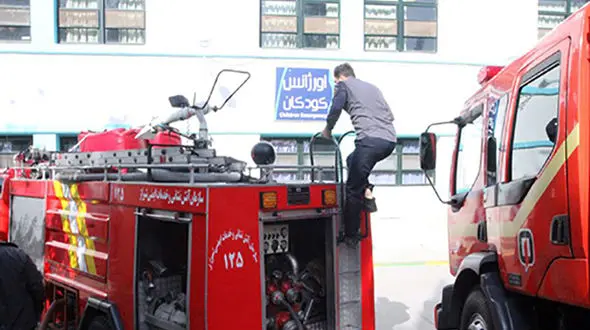 آتش سوزی در انبار بیمارستان نمازی + تصاویر