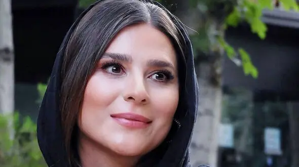 کودکی و پر از شیطنت سحر دولتشاهی با موهای بور ! + عکس