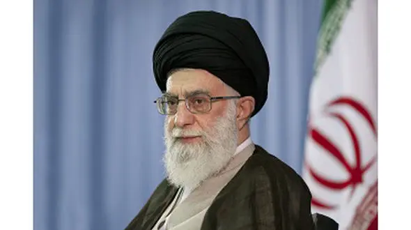 عکس دیده نشده از رهبرانقلاب اسلامی در جمع تظاهرات کنندگان پیش از انقلاب