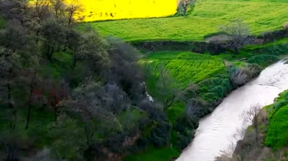 از بارش شدید باران در ساوه تا زیبایی محمد آباد مینودشت