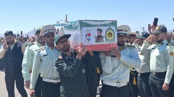پیکر سرباز شهید عباس پناهی کهبر تشیع شد