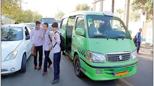 سامانه سرویس مدارس، چطور هزینه های اضافه چند میلیونی به والدین تهرانی تحمیل کرد؟