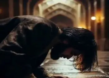 فیلم آواز احساسی /  یه آواز حال خوب کن روحتو شاد میکنه/ یک شبی مجنون نمازش را شکست