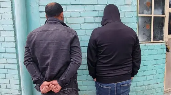 28 زن و مرد زنجانی به دنبال 2 پسر 17 و 19 ساله بودند / حساب هایشان ماهرانه خالی شده بود + جزییات