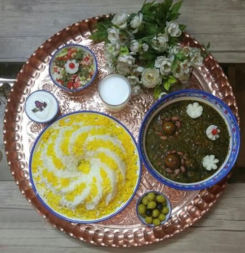 تزئین قورمه سبزی