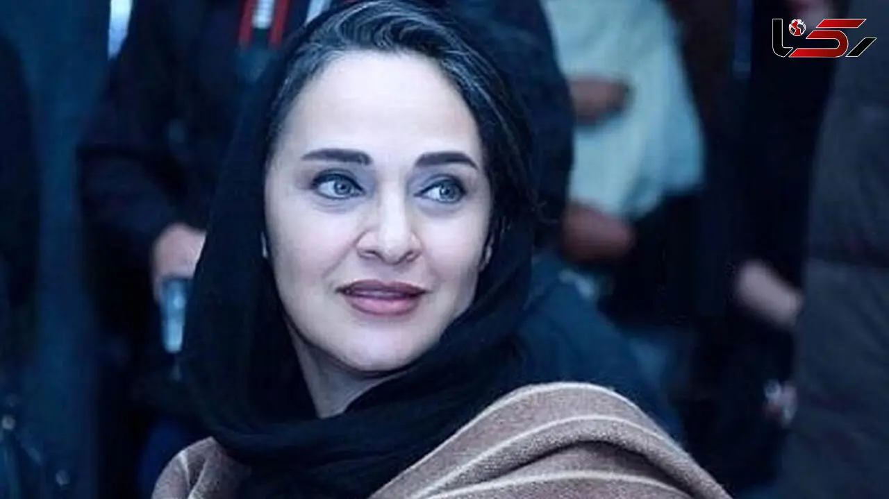 ژست شیک کرونایی رویا نونهالی در مقابل دوربین عکاس / عکس