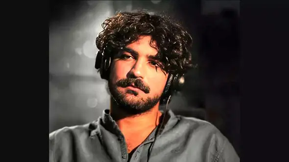 فیلم آواز باشکوه عرفان طهماسبی !  / آهنگ هزار و یک شب با روحتان بازی می کند !