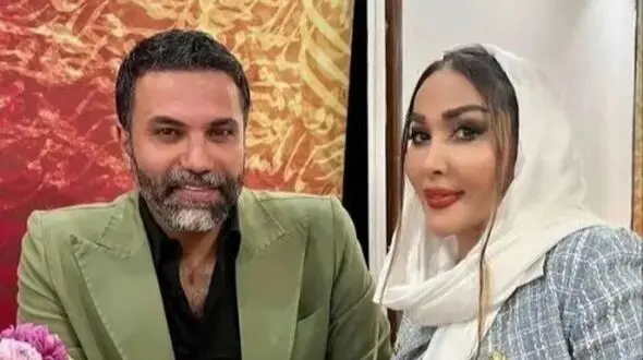عکس / نگاهی سلیقه زیبای همسر علیرضا نیکبخت در چیدمان محشر اتاق نشیمن / تابلوی دختر سیاهپوست جذاب و جاشمعی چوبی دیواری با ...