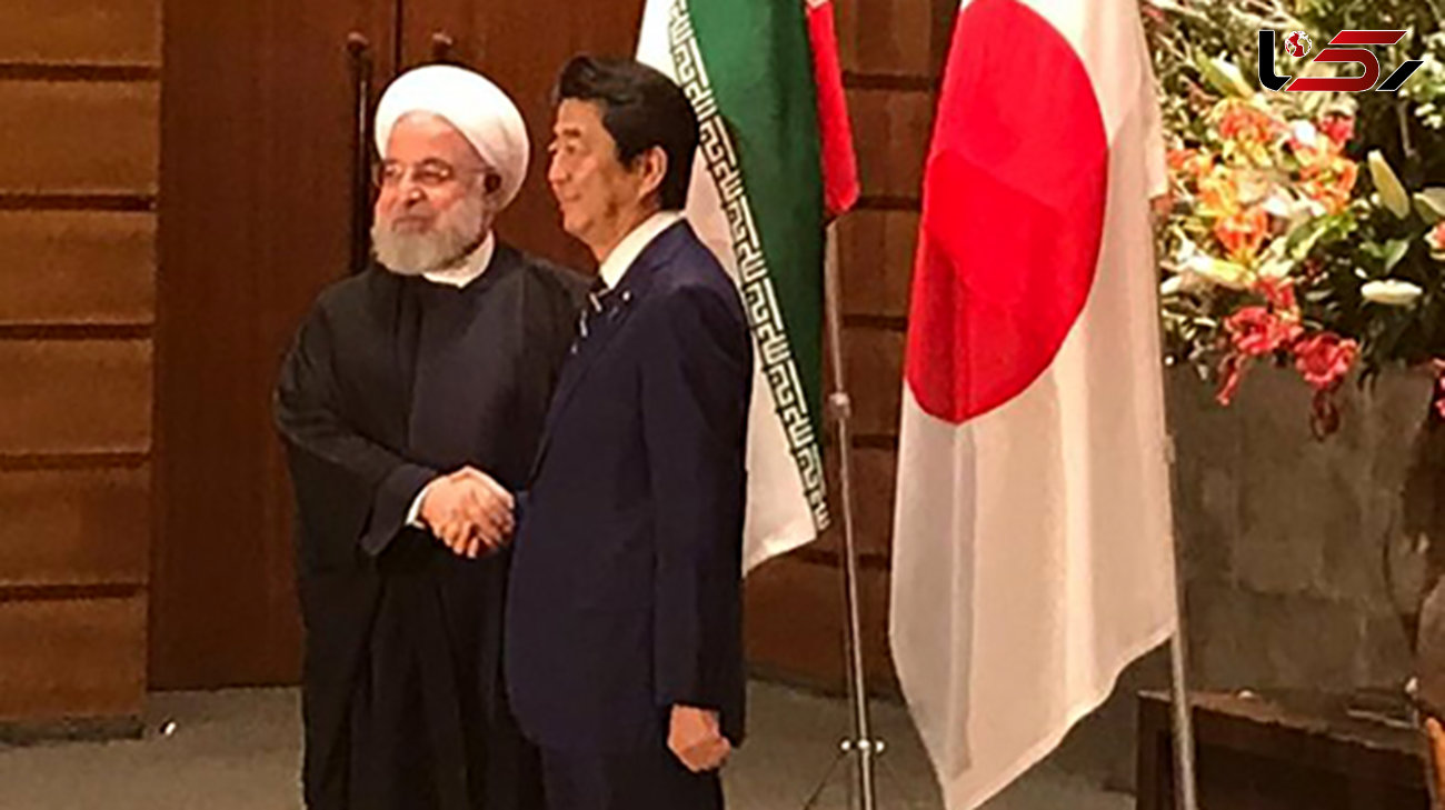 استقبال رسمی شینزو آبه از روحانی در کاخ نخست وزیری ژاپن