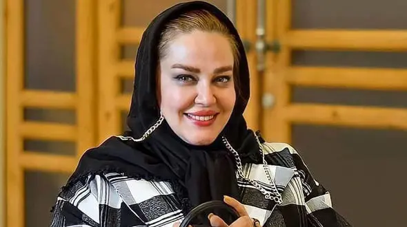 بهاره رهنما با این لباسش شبیه بچه مدرسه ای ها شد!