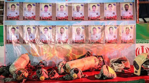 ادای احترام 3500 ورزشکار بازنشسته به آتش نشانان فداکار