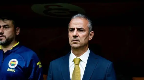 تلاش باشگاه پرسپولیس برای معارفه کارتال/ درویش 35 روز خواب بود اما امروز عجله دارد!