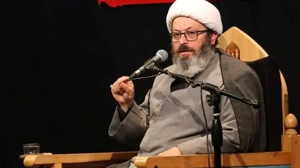 فیلم /  غلامرضا قاسمیان :  ظریف و روحانی باید اعدام شوند نمی توانید دهانشان را گل بگیرید 