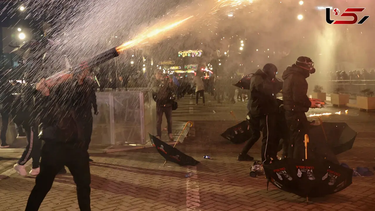 Video of security forces clashing with protesters in Tirana