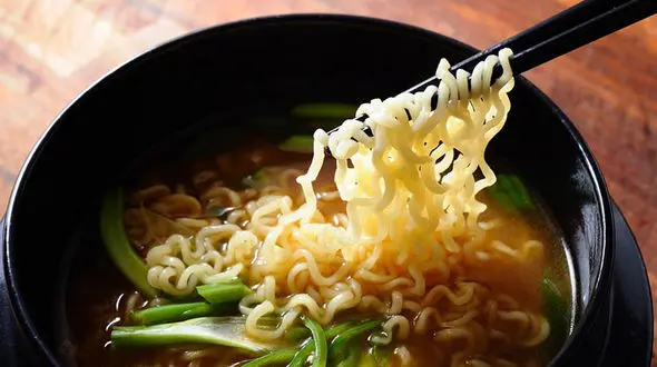 با خوردن این خوشمزه سم وارد بدن تان می کنید