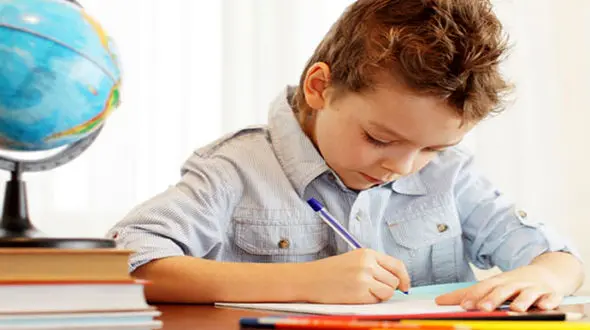 خبر خوب برای دانش آموزان / دیگر مشق نمی نویسید!