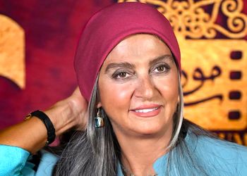 رویا جاویدنیا در ۶۰ سالگی با استایل پاییزی‌اش الهام‌بخش شد / کراش ترین بازیگر این روزهای اینستاگرام