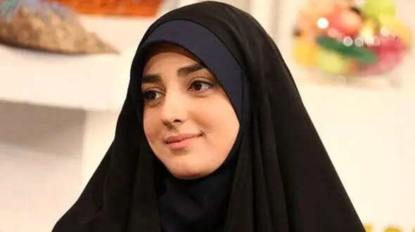 عکس متفاوت  خانم مجری چادری تلویزیون در بازار تهران + ستاره سادات قطبی کیست ؟!
