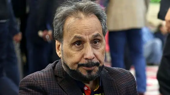 حال عمو قناد خوب است/ تصویری از او در بیمارستان !