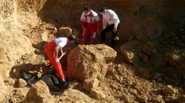 مرگ دردناک زن جوان در ریزش کوه شفت + جزییات