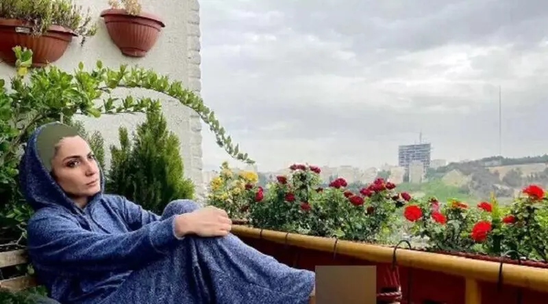 چیدمان بی‌نظیر تراس خانه سمیرا حسن‌پور