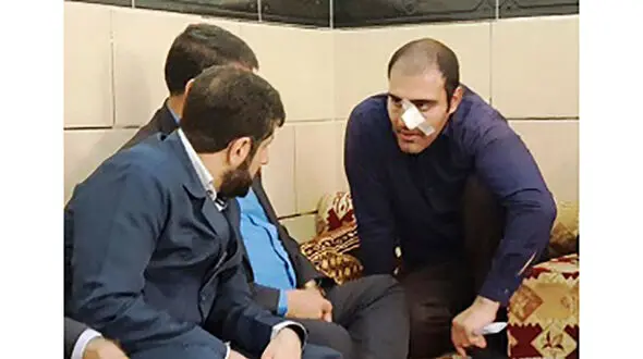 عیادت استاندار خوزستان از معلم مضروب حمیدیه 