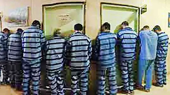انهدام بزرگترین باند سرقت خانه در مشهد / 3 زن و 9 مرد زمینگیر شدند