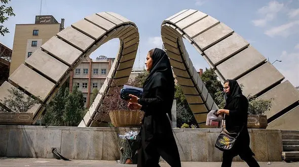 گشت ارشاد موتوری داخل دانشگاه امیرکبیر 