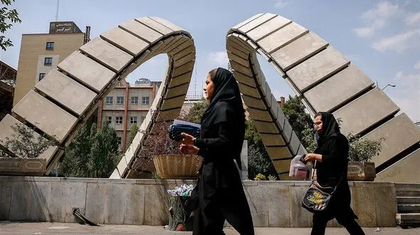گشت ارشاد موتوری داخل دانشگاه امیرکبیر 