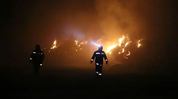  یک واحد صنعتی در نظرآباد دچار آتش‌سوزی شد 