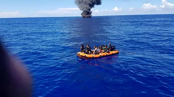 نگرانی های 12 خانواده ماهیگیران بلوچ / 180 روز از آخرین تماس قاره سیاه گذشت + عکس ها