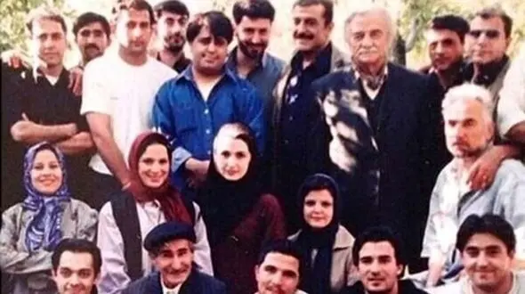 بازیگران سریال کمدی «کوچه اقاقیا» بعد از 21 سال کجا هستند؟ + تصاویر جذاب و دیدنی